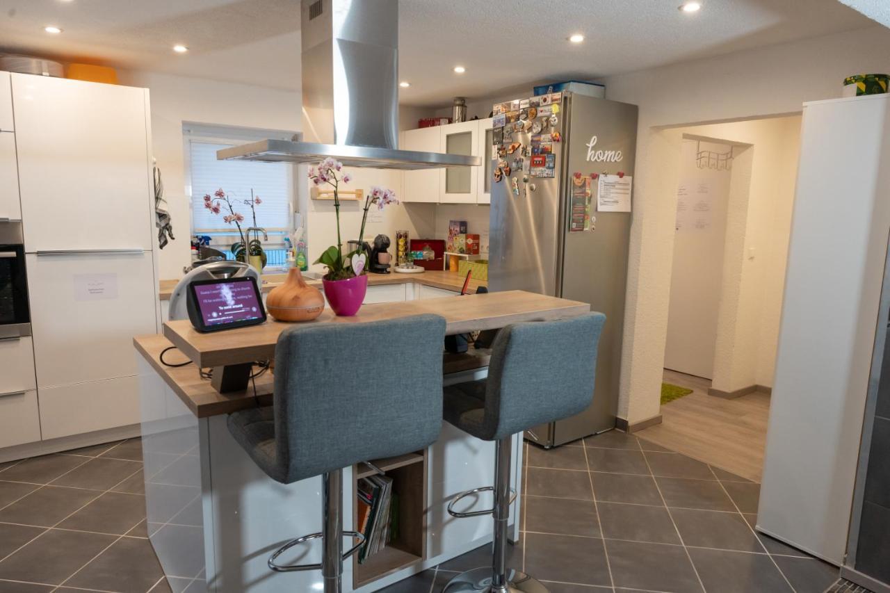 #1 Modernes Zimmer Mit Pool Und Garten เมมมิงเงน ภายนอก รูปภาพ