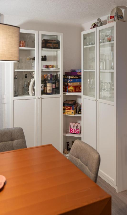 #1 Modernes Zimmer Mit Pool Und Garten เมมมิงเงน ภายนอก รูปภาพ